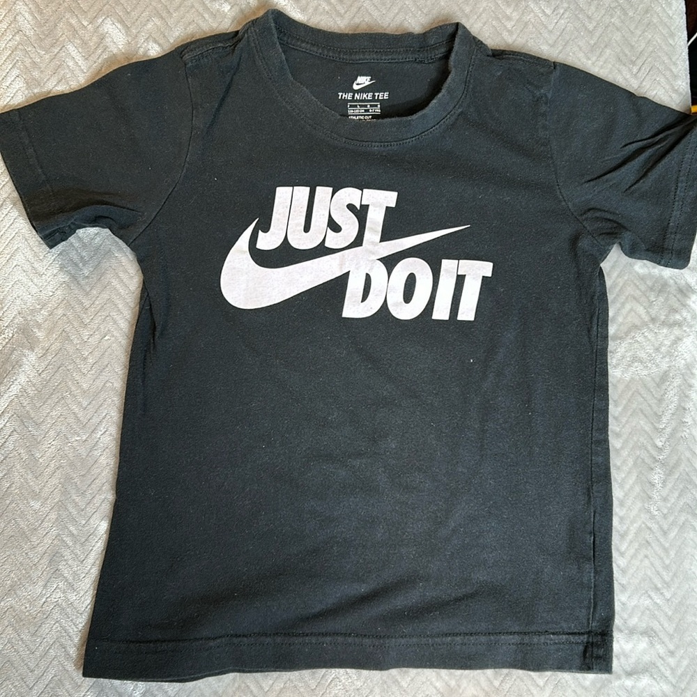 Boys Nike Tee